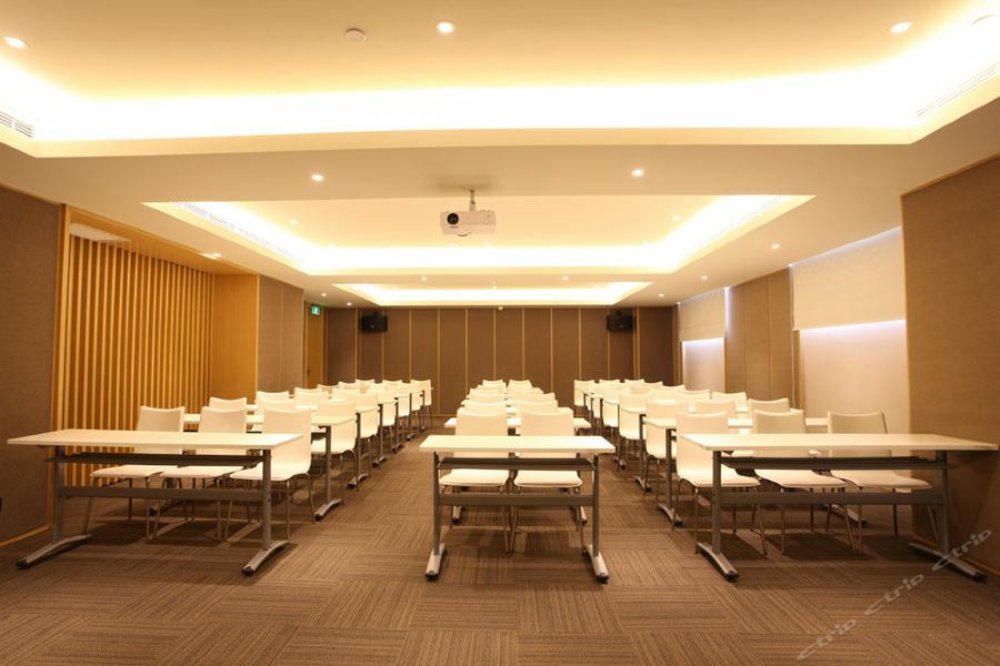 Ji Hotel Shanghai Chuansha Chengnan Road Exterior foto